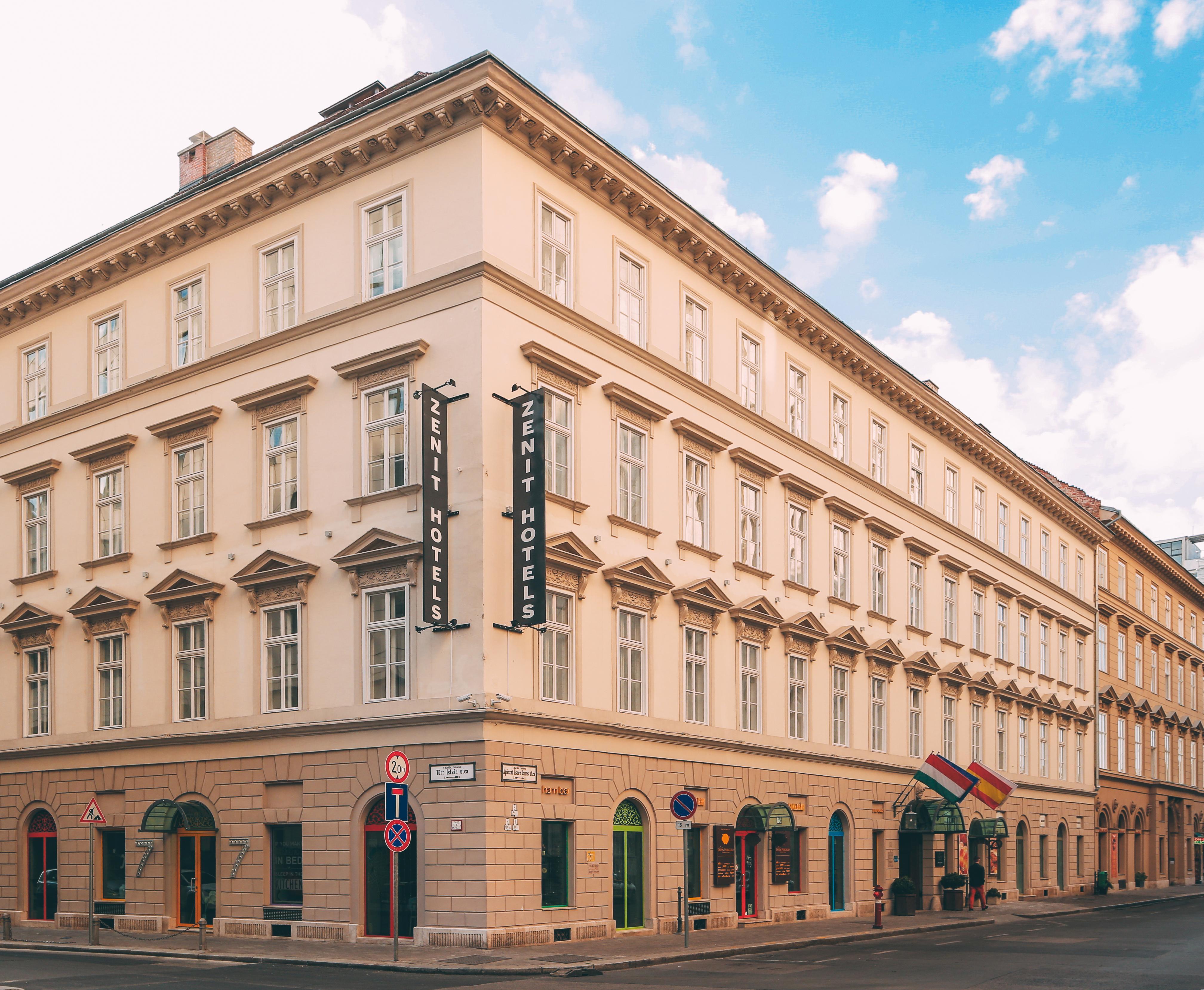 Hotel Zenit Budapest Palace Exterior foto